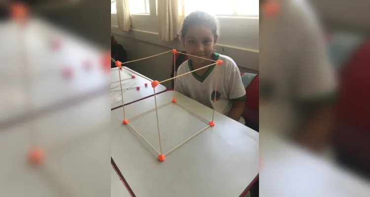 Com a atividade prática, os alunos puderam perceber as nuances das estruturas geométricas