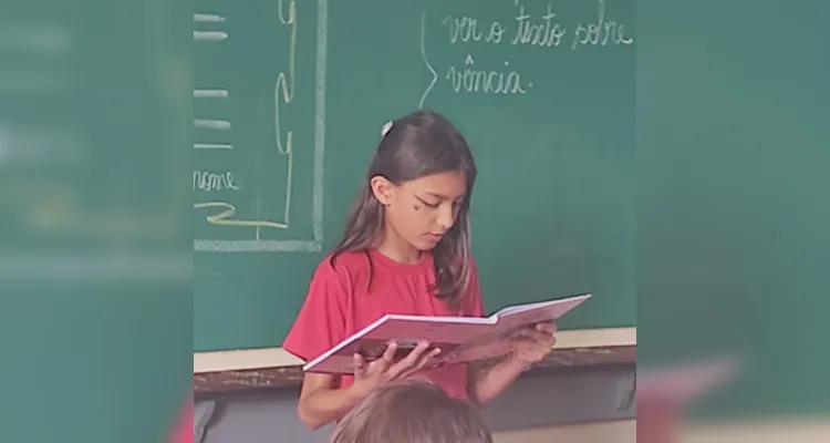 Com a liberdade oferecida dentro da proposta de elaboração de poesias, os alunos conseguem expressar ao máximo sua criatividade