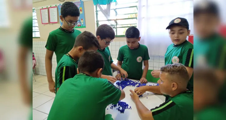 Além de trabalhos em sala, alunos levaram conhecimentos a amigos e familiares