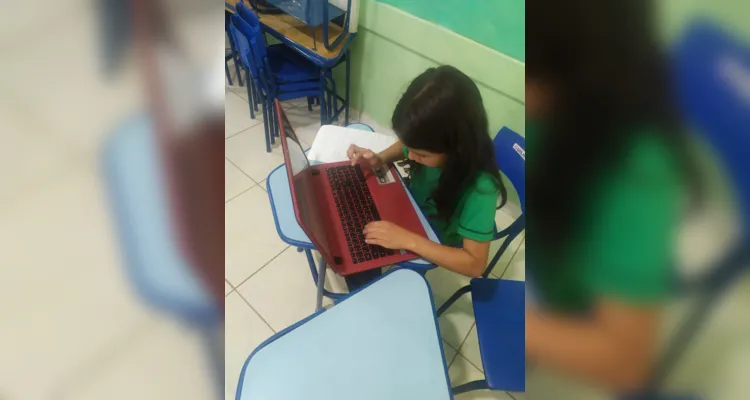 Os alunos trabalharam com produção textual e confeccionaram seu próprio dicionário