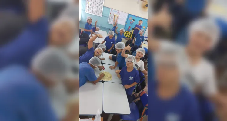 Trabalhando conceitos matemáticos, os alunos prepararam pizzas em sala de aula