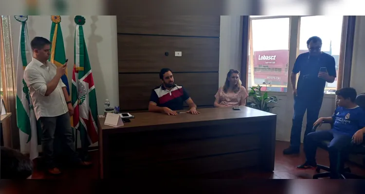 Trabalho propiciou que alunos também conhecessem o Paço Municipal