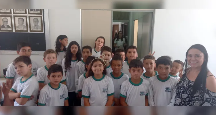 Trabalho propiciou que alunos também conhecessem o Paço Municipal
