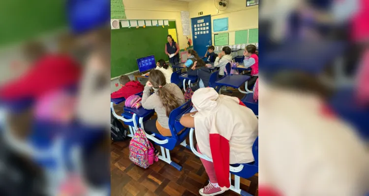 Diversas etapas, com alunos como protagonistas e jornalistas, ocorreram em sala