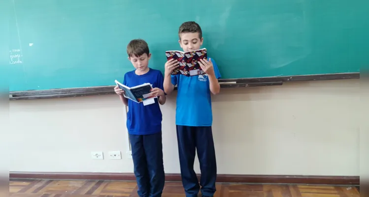 As atividades envolveram a elaboração de uma nova canção