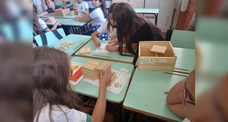 Material auxilia em questões que vão além da teoria sobre o tema