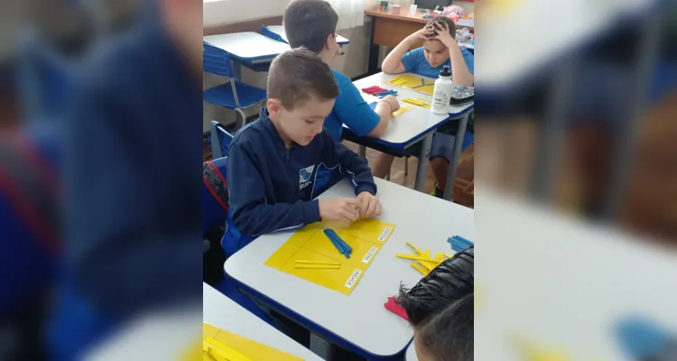 As atividades foram realizadas na disciplina de matemática e visavam trabalhar as tamáticas da aula de forma prazerosa para os alunos