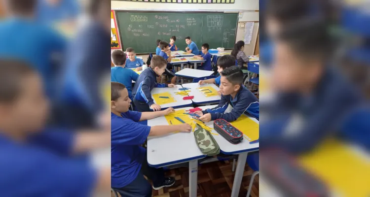 As atividades foram realizadas na disciplina de matemática e visavam trabalhar as tamáticas da aula de forma prazerosa para os alunos