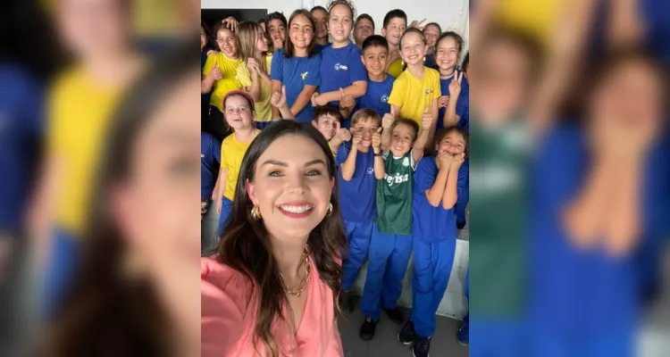 A visita mobilizou a escola e, junto a videoaula do projeto Vamos Ler sobre o dia do jornalista, esclareceu aos alunos quais as demandas e tarefas de um profissional desta área