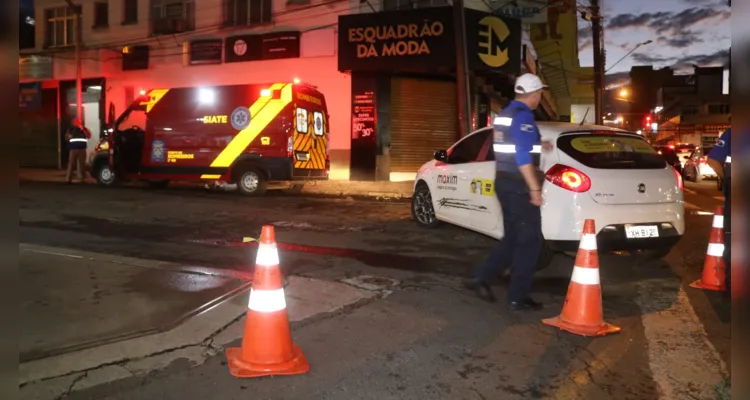 Vítima sofreu contusões no ombro e no cotovelo. Ela foi socorrida pelo Corpo de Bombeiros (Siate) e levada até a UPA Santana
