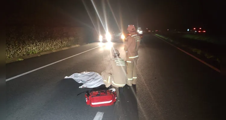 Equipes do Corpo de Bombeiros (Siate) e do Samu estiveram no local, onde foi constatada a morte do rapaz