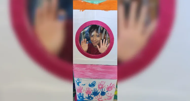 Alunos entrevistaram turma da escola sobre sua rotina e aprendizagens 