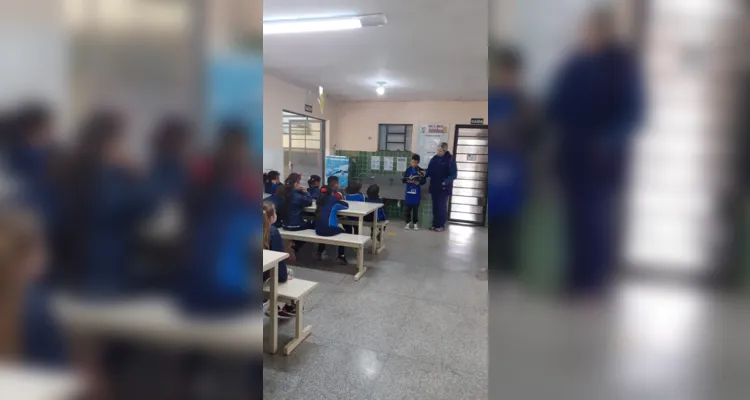 As atividades de incentivo a leitura acontecem nos mais variados espaços da escola e até mesmo fora dela