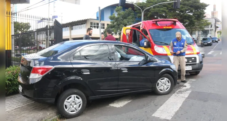 Chevrolet Prisma foi atingido por um Fiat Palio