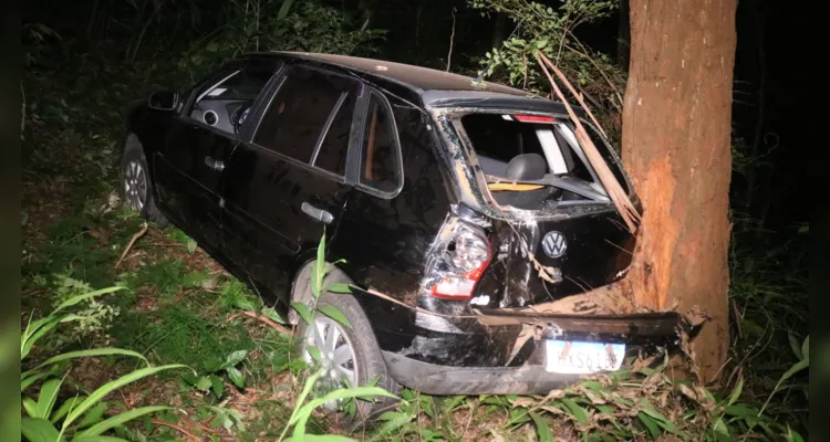 Durante a queda, condutora sofreu uma pancada na cabeça