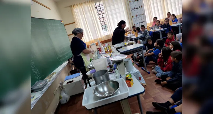 Durante o mês de abril diversas atividades, individuais e em conjunto, agitaram a escola 