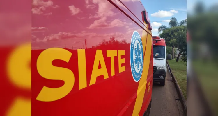 Vítima foi socorrida por equipes do Samu e do Corpo de Bombeiros (Siate) e levada até o Hospital Regional de Ponta Grossa