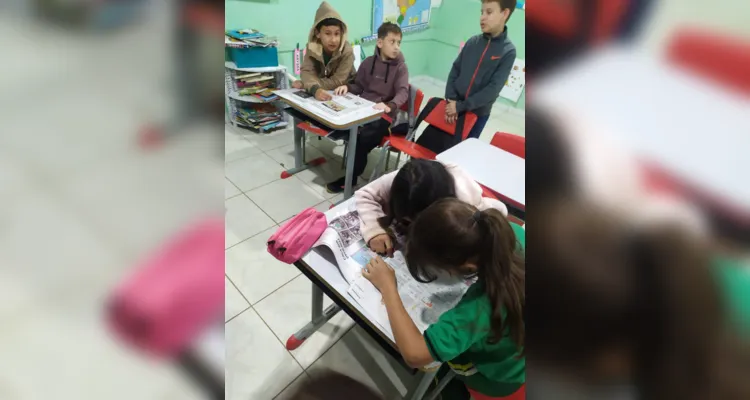 Os alunos se inspiraram na videoaula do projeto Vamos Ler sobre o dia do jornalista e em uma edição do Jornal da Manhã