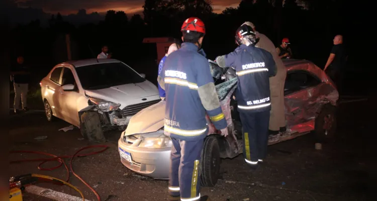 Grave acidente aconteceu na noite desta quarta-feira (22), na PR-151, entre Carambeí e Ponta Grossa