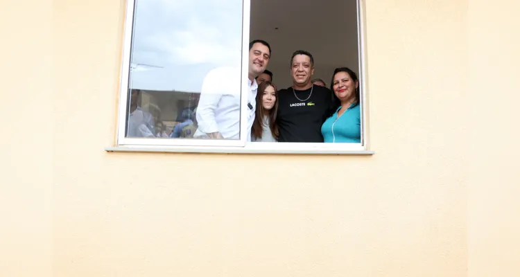 Residencial Eliziário Lopes da Proença foi entregue pelo governador Carlos Massa Ratinho Junior nesta quinta-feira