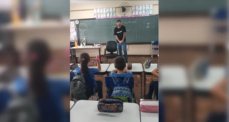 A visita possibilitou que diversos temas fossem tratados pelos os alunos com um futuro profissional da área da saúde