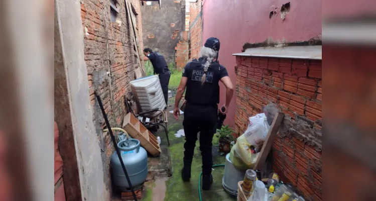 Foram executadas atividades operacionais como o cumprimento de mandados de busca e apreensão
