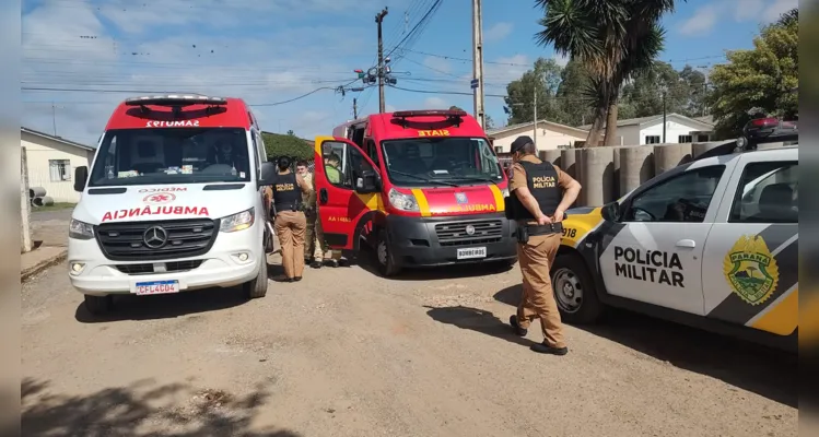 Rapaz foi atendido pelo Samu e Siate do Corpo de Bombeiros, medicado e encaminhado para um dos hospitais da cidade