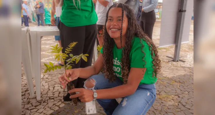 Foram 600 mudas de seis espécies de plantas para o evento, com 100 mudas de cada planta