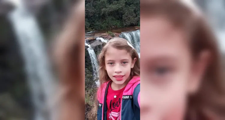 Cachoeirão é uma belíssima queda localizada no Parque Linear do Rio Capivari, na cidade de Jaguariaíva-PR - 5º ano B da Escola Maria de Lourdes Taques