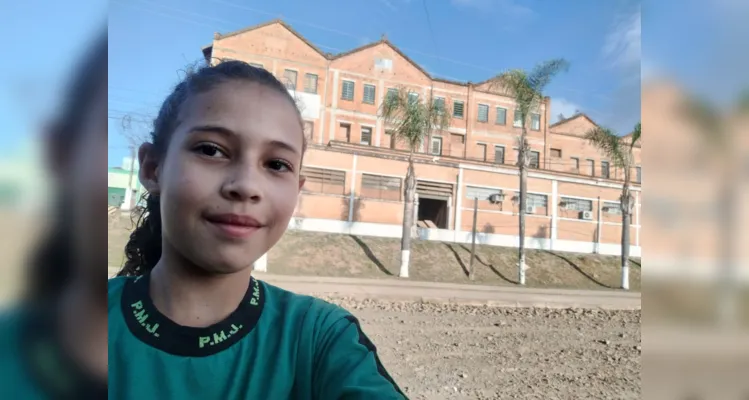 A foto da aluna Emanuelly demonstra um ponto importante da cidade Jaguariaíva; O Patrimônio Condomínio Industrial Matarazzo. Um grande marco da história da cidade de Jaguariaíva - 5º ano A da Escola Júlio de Mesquita Filho 