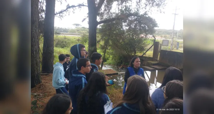 Sanepar inicia agenda do Dia do Meio Ambiente com estudantes de Castro