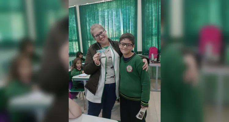 Classe presentou professoras com sementes de girassol e pôde aprofundar conteúdo com diversas leituras