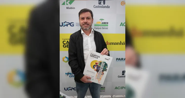 Veja quem prestigiou o lançamento do Anuário Caminho dos Campos Gerais