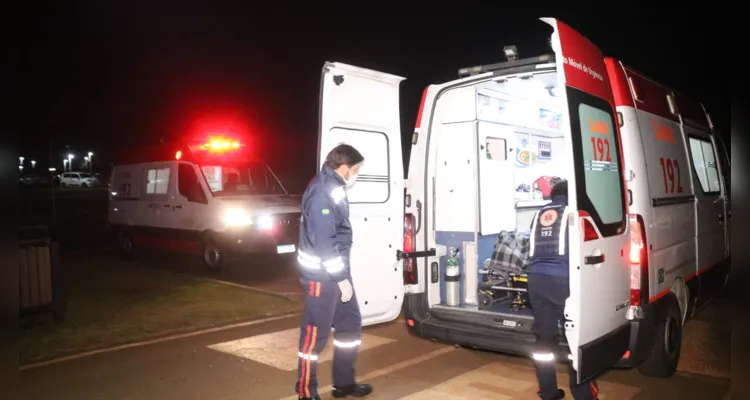 Vítima foi encaminhada ao Hospital Universitário de Ponta Grossa.