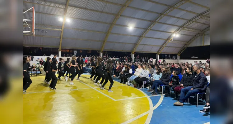 Escolas realizaram atividades culturais, recreativas, passeios e ações beneficentes para marcar a semana promovida pela Secretaria estadual da Educação