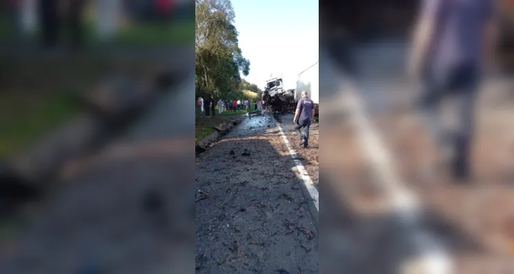 Caminhões se envolvem em gravíssimo acidente na região
