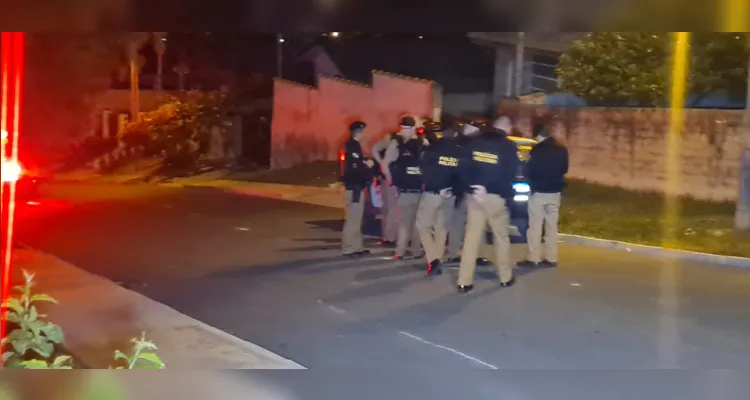 Agentes da Polícia Militar (PM) foram acionados para atender a ocorrência.