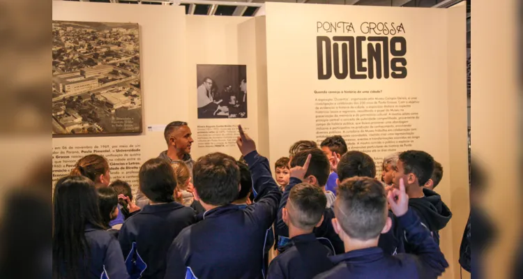 Confira as imagens da visita da turma do quinto ano da Escola Municipal Professora Aldo dos Santos Rebonato 