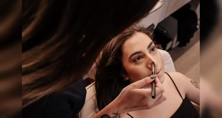 Tatiane Belo Studio de Beleza completa 5 anos em Ponta Grossa