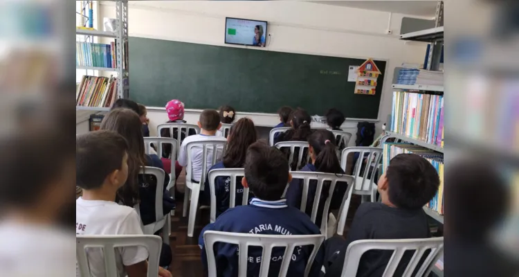 Atividades ocorreram de forma diferenciada dentro e fora da sala de aula