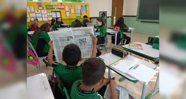 Página de política do JM foi tema central de debate com o jornal