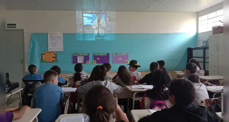 Com as atividades, os alunos conseguiram entender como as figuras geométricas estão presentes na história e em nosso cotidiano