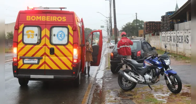 Colisão foi no sentido bairro-centro, próximo ao viaduto da linha férrea