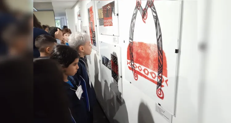 A exposição possibilitou aos estudantes conhecer os mais variados aspectos da formção e da história de Ponta Grossa