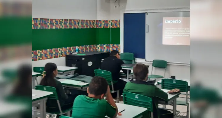 Diversos aspectos do período foram trabalhados pelos educandos