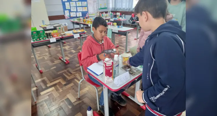 Diversas etapas compuseram o trabalho em sala de aula