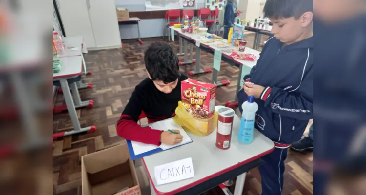 Diversas etapas compuseram o trabalho em sala de aula