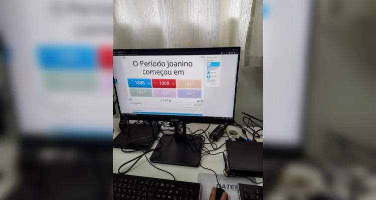 Sala de aula e laboratório de informática permitiram imersão no conteúdo