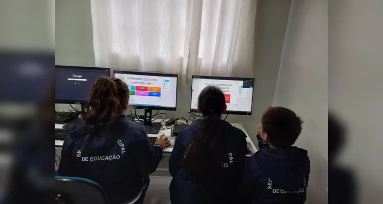 Sala de aula e laboratório de informática permitiram imersão no conteúdo