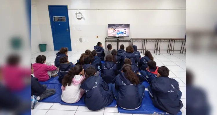 Sala de aula e laboratório de informática permitiram imersão no conteúdo